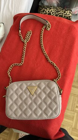 Guess Stepp Tasche Chain Bag Beige Gold Neuwertig 
