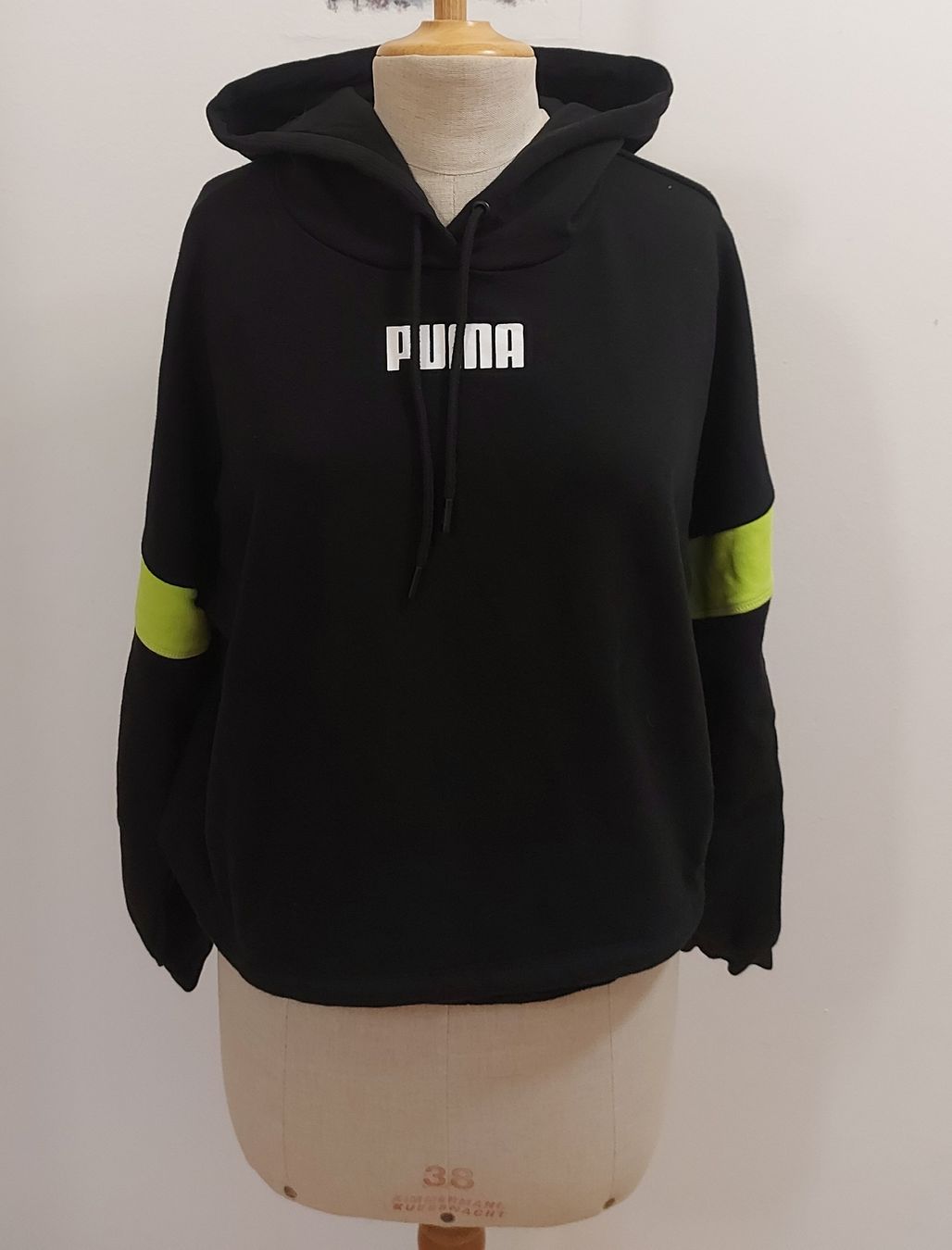 Puma Maglioni & Felpe: Sweatshirt, Puma, schwarz, Gr. L – Usato da Oberengstringen venduto da PaolaDe
