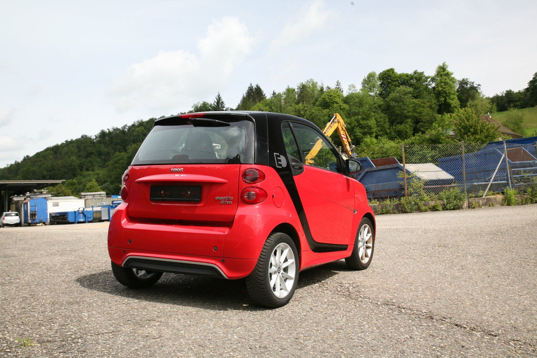 Smart Automobili: Smart Fortwo electric drive - wenig km – Usato da Magden venduto da CERS 3