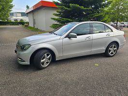 MERCEDES C220D Aus 2.Hand Frisch Ab Mfk und Grosse Service