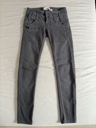 Jean gris 34