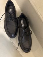 Schwarze Schnürschuhe YOURTURN Gr. 43