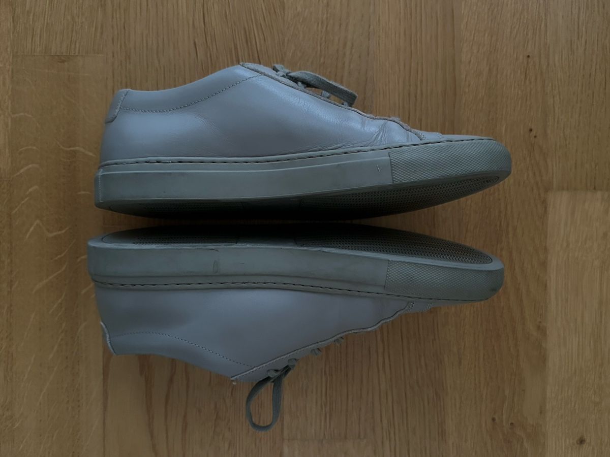 Scarpe da uomo: Common Projects Sneakers grau Gr. 39 – Usato da Riehen venduto da filofax123 1
