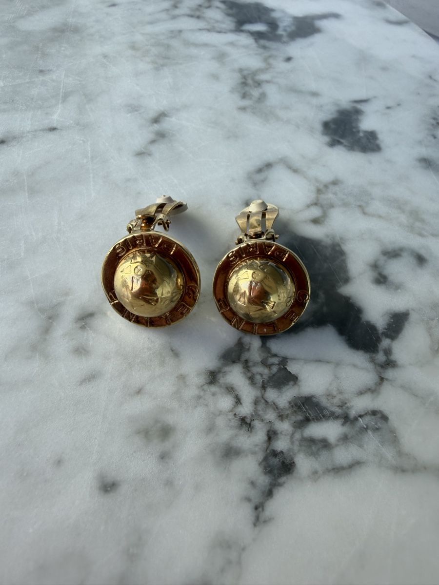Celine Ohrringe & -stecker: Boucles d'oreilles clips vintage de CELINE – Gebraucht aus Cressier FR von Kvito4ka
