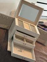 Schmuckkästchen / Schmuckbox mit Spiegel 