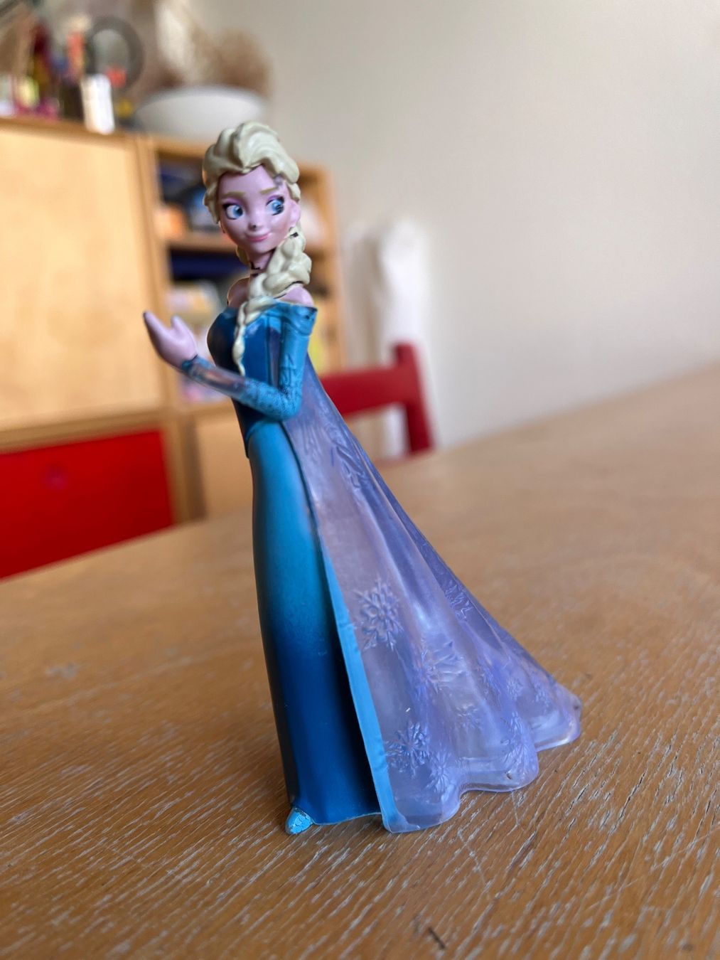Bullyland Giocattoli: Elsa Frozen 1 Eiskönigin – Usato da Basel venduto da Zeta45