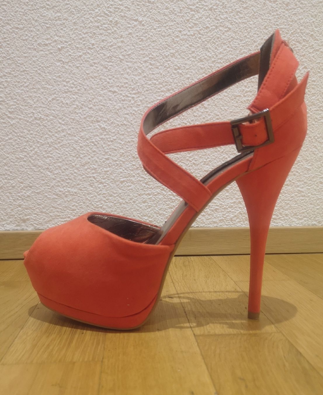 Scarpe da donna: Schöne High Heels Gr. 42 – Usato da Niederbipp venduto da kevintifu20