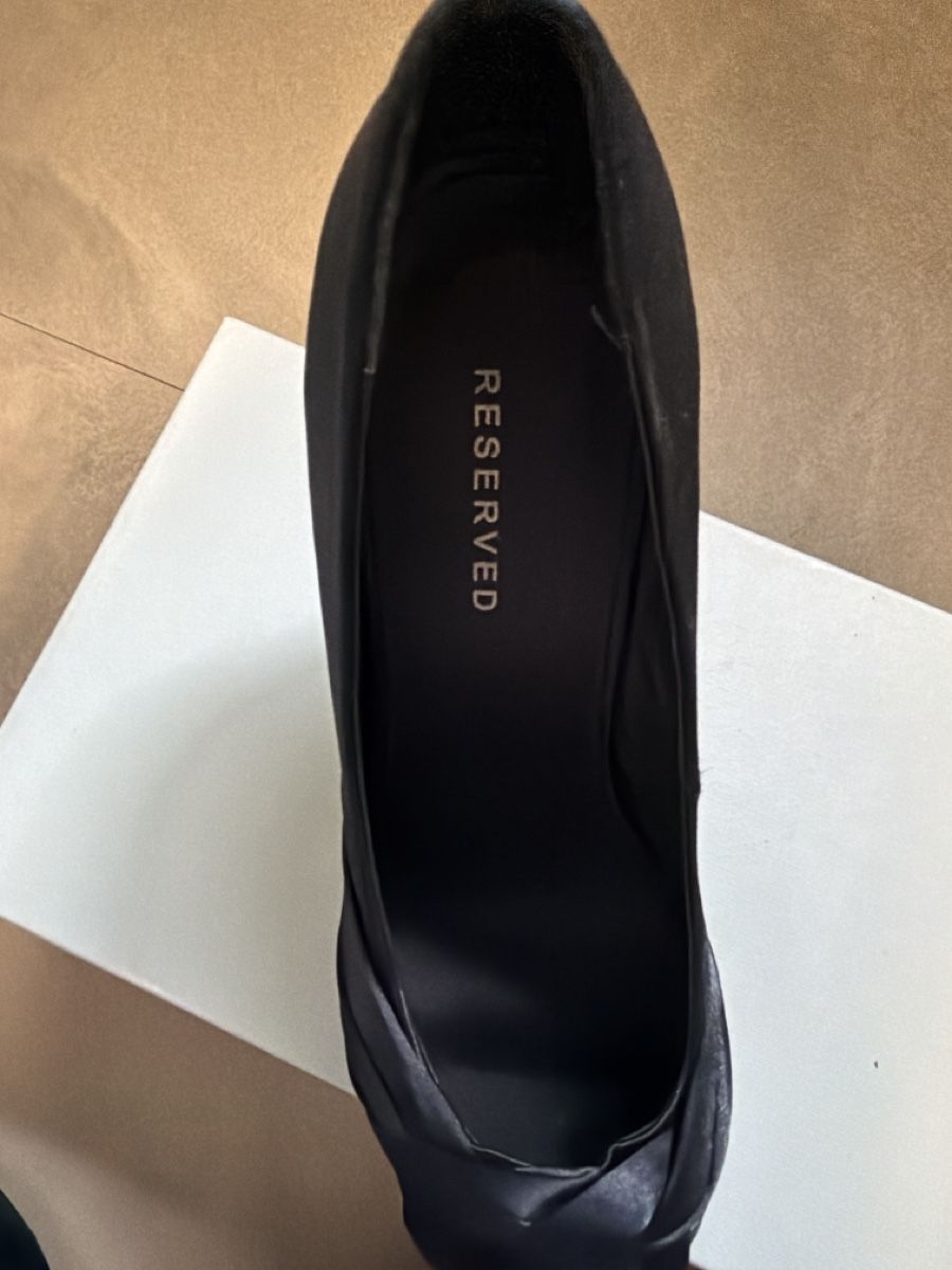 Scarpe da donna: Pumps satin 39 – Nuovo (secondo la descrizione) da Däniken SO venduto da NBdesign 2