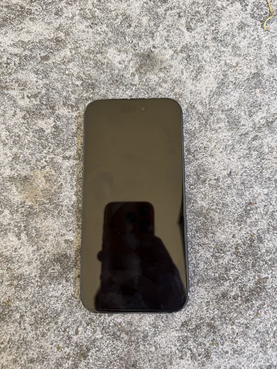 Apple Telefoni cellulari / Smartphones: Iphone 15 mit OVP – Usato da Herzogenbuchsee venduto da Leo777777 1