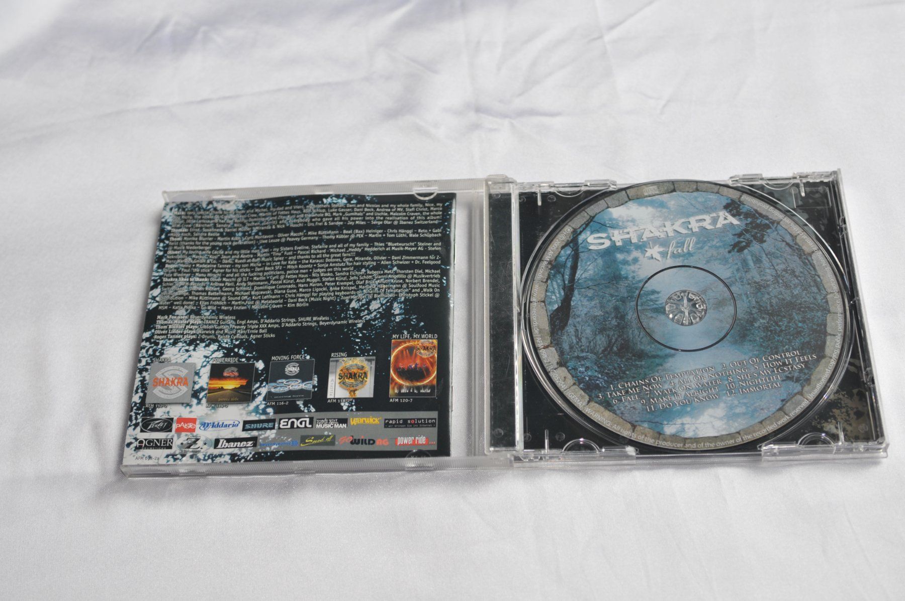 CD: CD Shakra – Usato da Meiringen venduto da irie07 2