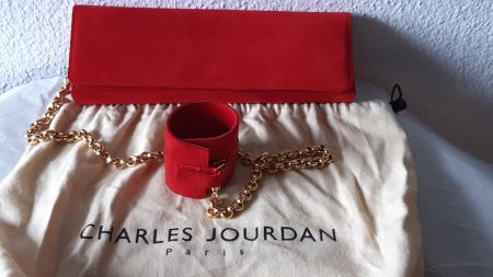 CHARLES JOURDAN Tasche rot mit goldener Kette und Manschette