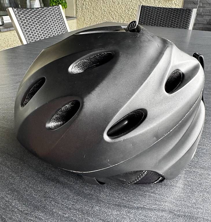 Caschi: Giro Fuse Skihelm Gr. L – Usato da Stäfa venduto da Maurinho 3