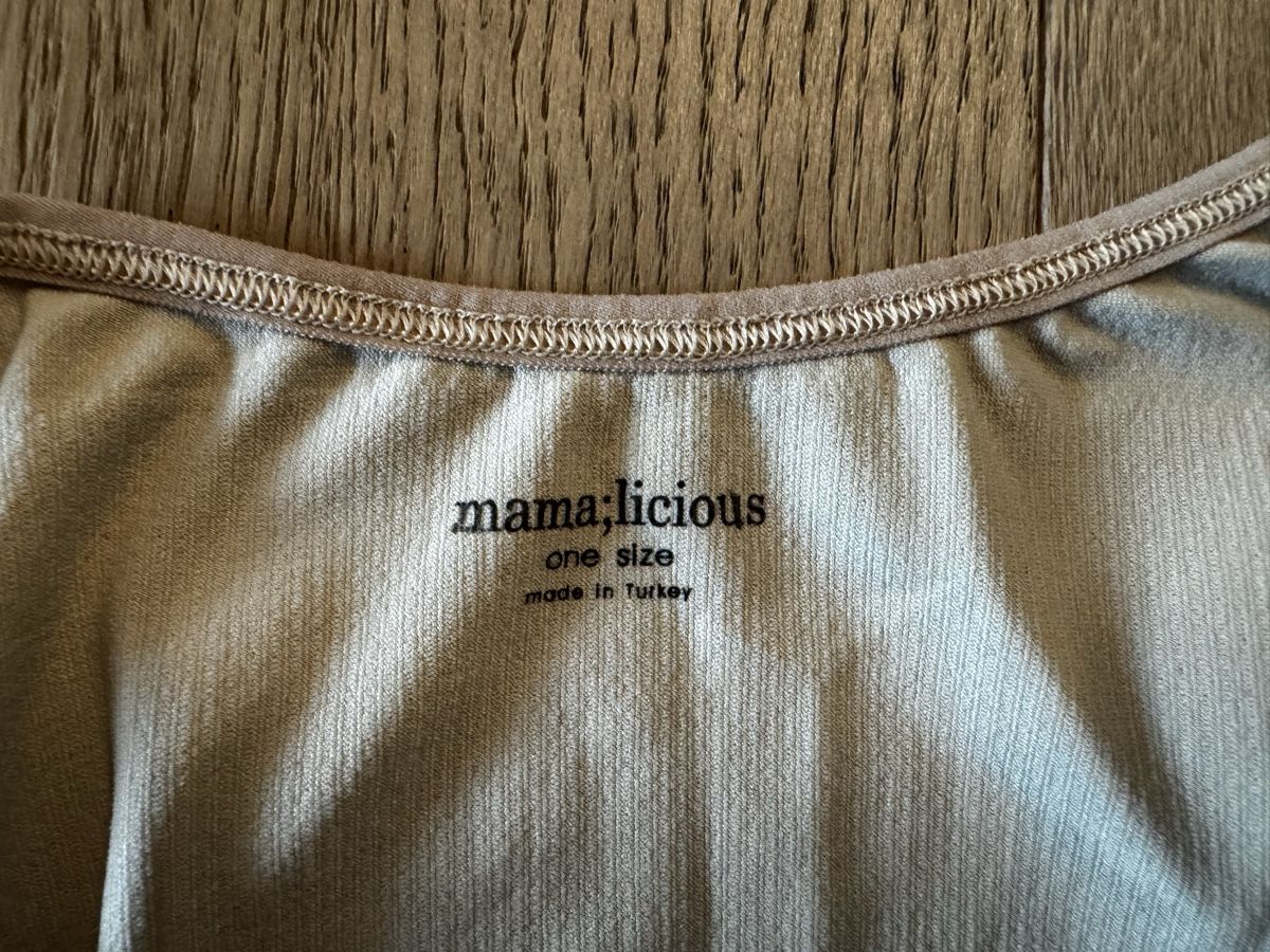 Mamalicious Lotti di vestiti: 2 Mamaclicious Shirts / One Size / beige + schwarz  – Usato da Cham venduto da Daniela_86 2