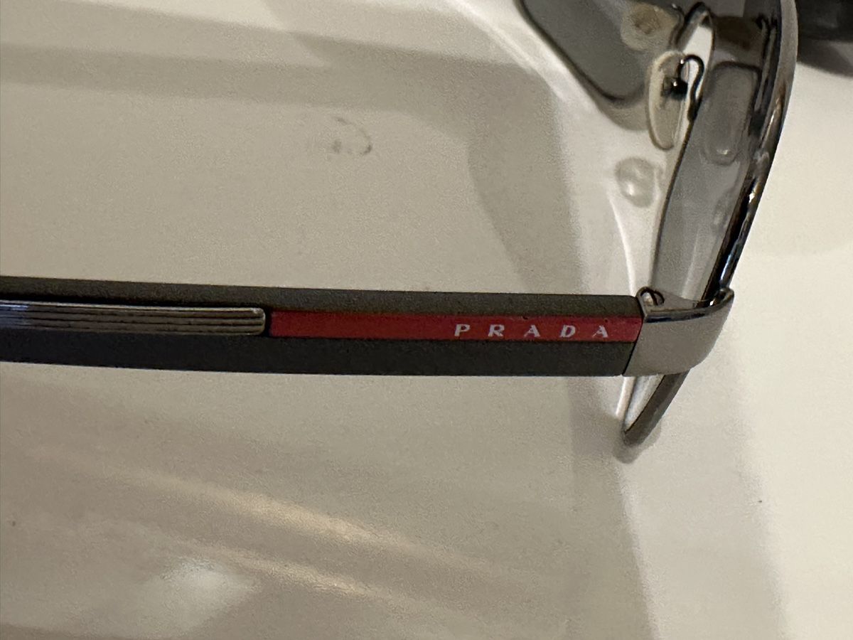 Prada Occhiali & Lenti: Prada Sonnenbrille mit Prada Box – Nuovo (secondo la descrizione) da Basel venduto da Ivana_4 2