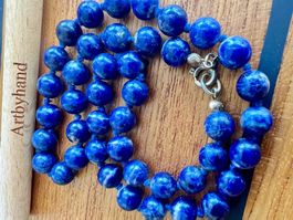 Sodalith Vintage-Kette/handgeknüpftes Unikat Leuchtend blau