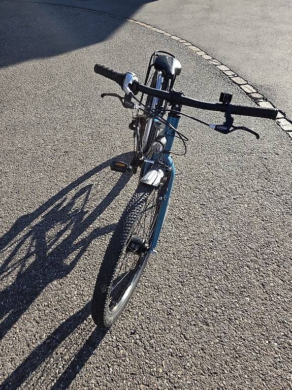 Crosswave Biciclette: Crosswave 24" mit Licht – Usato da Effretikon venduto da tan_9d7z 3
