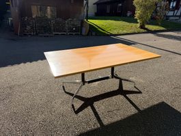 Vitra Segmented Table / Konferenztisch - Charles & Ray Eames