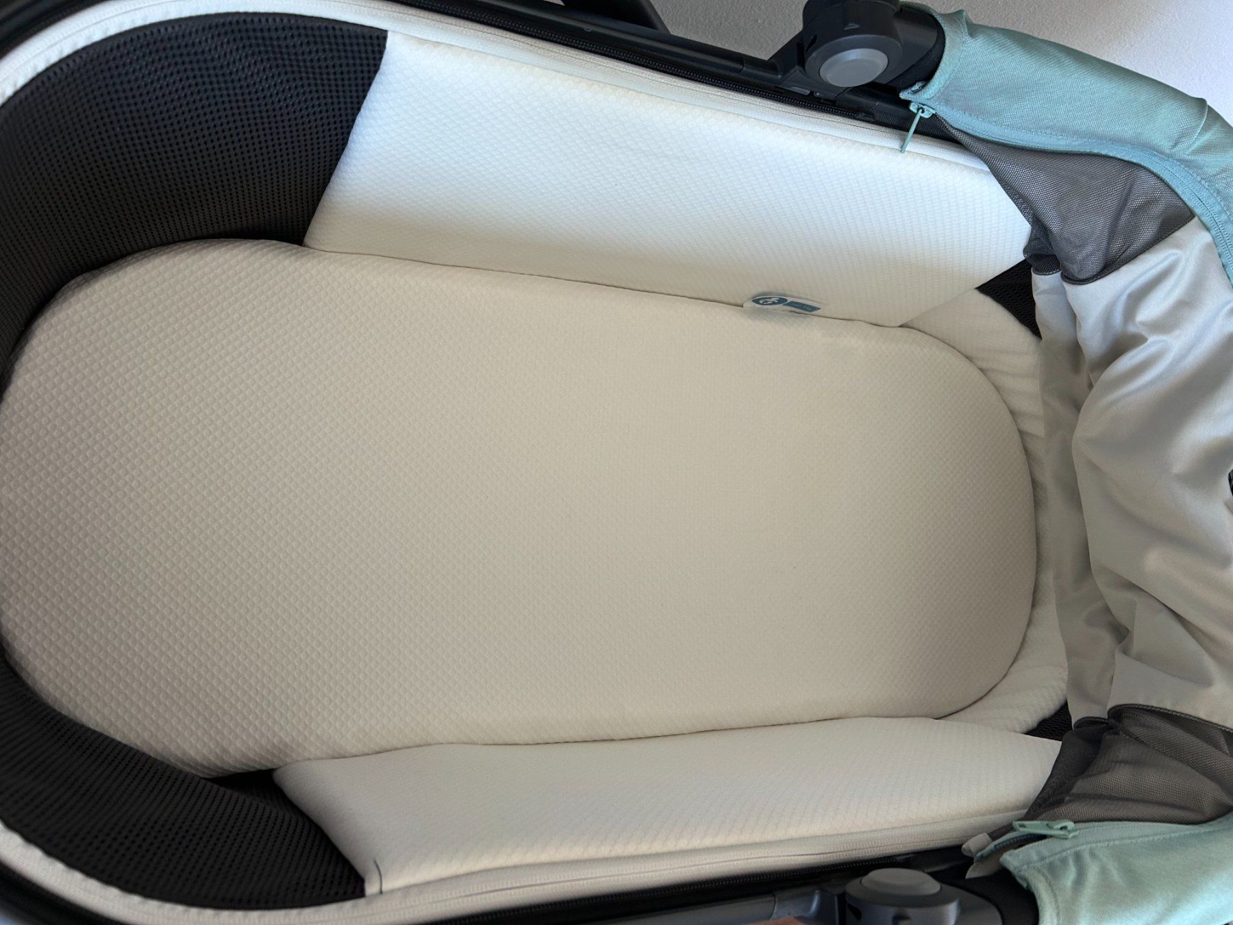 UPPAbaby Carrozzine: Uppababy V3 Bassinet – Usato da Zürich venduto da mar_82vx 5
