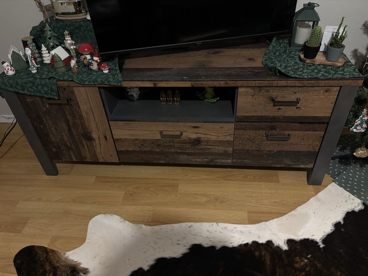 Mömax TV Möbel: TV-Element – Neu (gemäss Beschreibung) aus Wünnewil von mar_n9r7