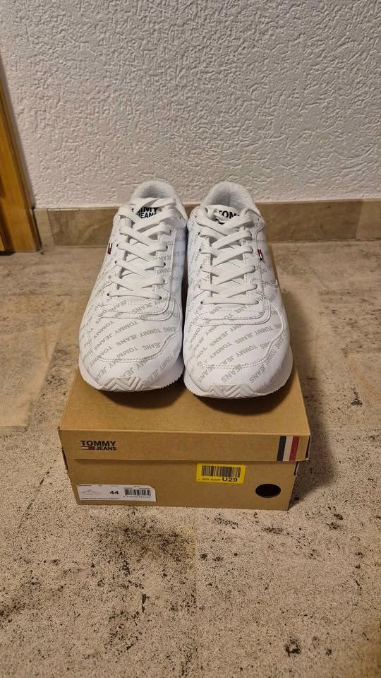 Herrenschuhe: Basket Tommy Jeans – Neu und originalverpackt aus Châtel-St-Denis von vieri91187 2