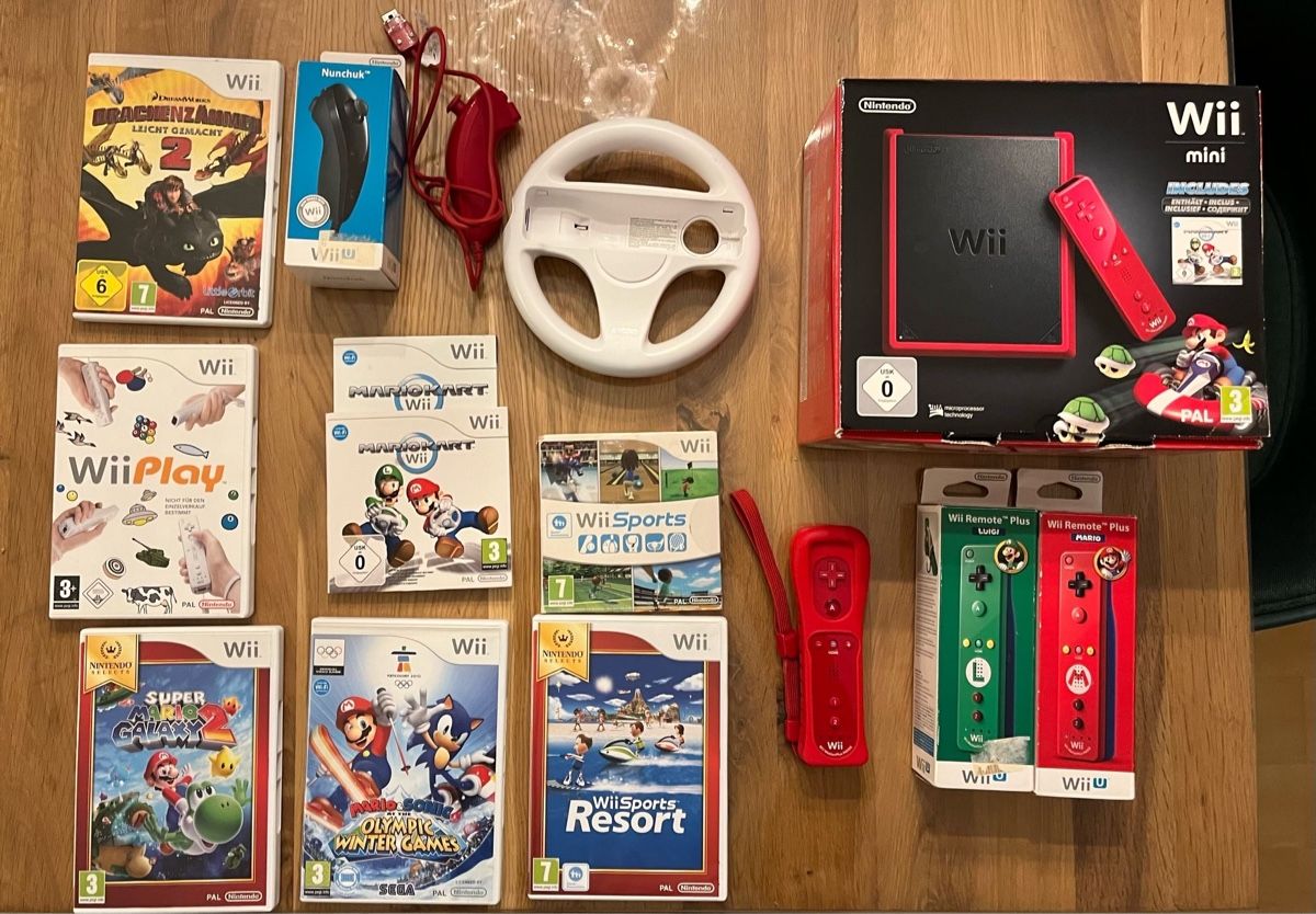 Nintendo Konsolen: NINTENDO WII MINI COMPLETE  – Gebraucht aus Au Zh von  1