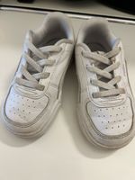 Puma Kinderschuhe, weiss, Grösse 24 bereit für Runde 2