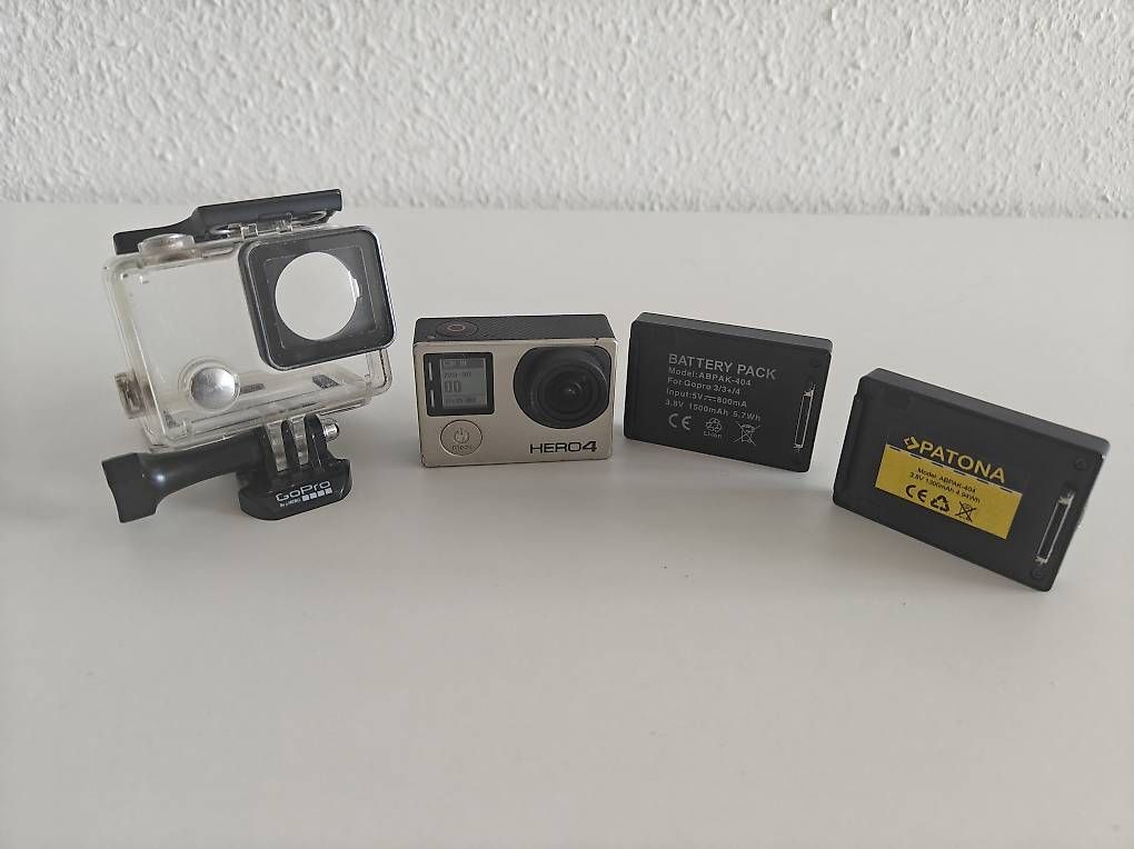 Action Cam: GoPro Hero 4 + 2 batteries + SD 32Go – Gebraucht aus Neuchâtel von fif_md7s