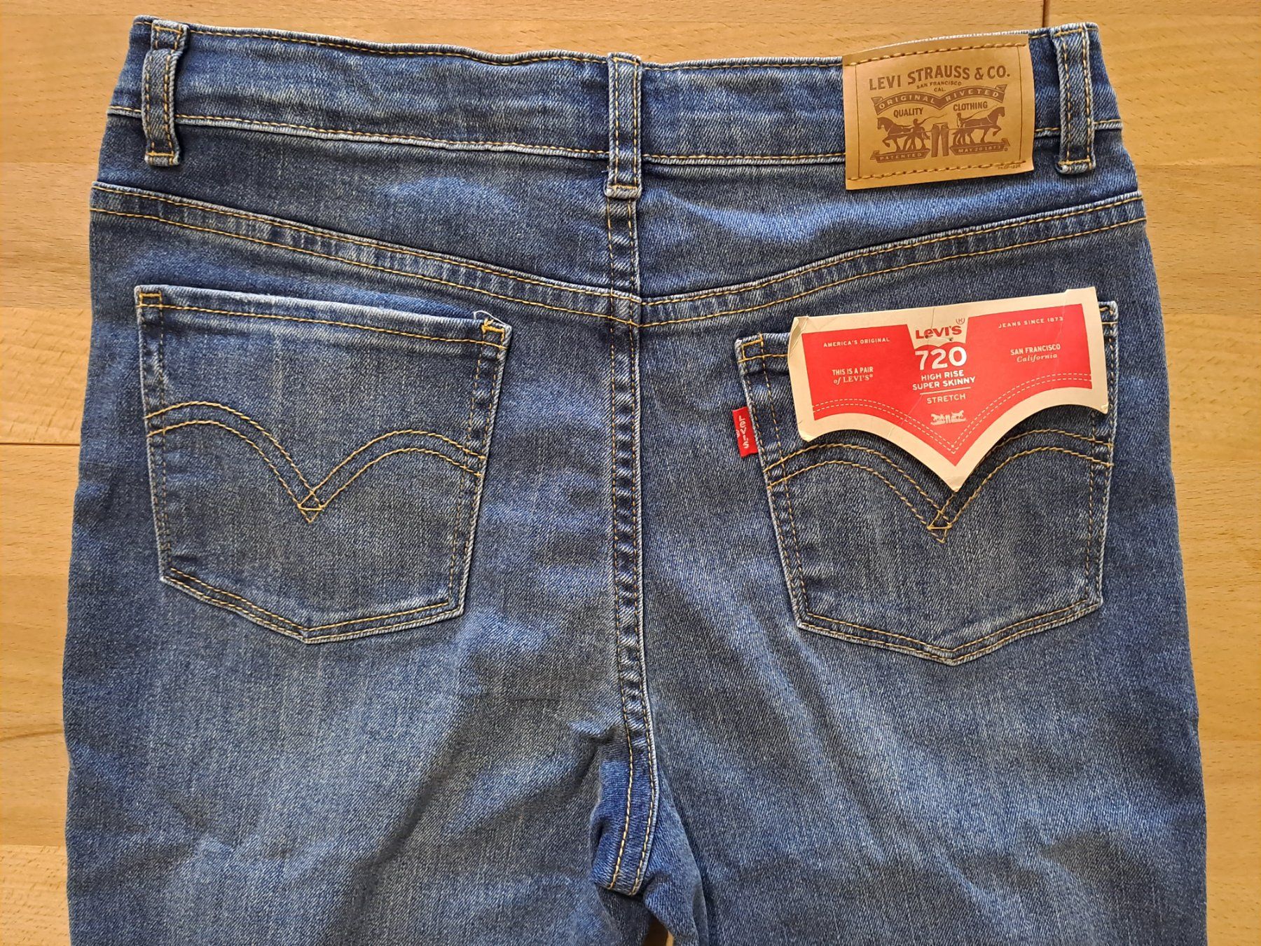 Levi's Hosen: Levis 720 High Rise Super Skinny 16 ans – Neu und originalverpackt aus Meyrin von dijin 6