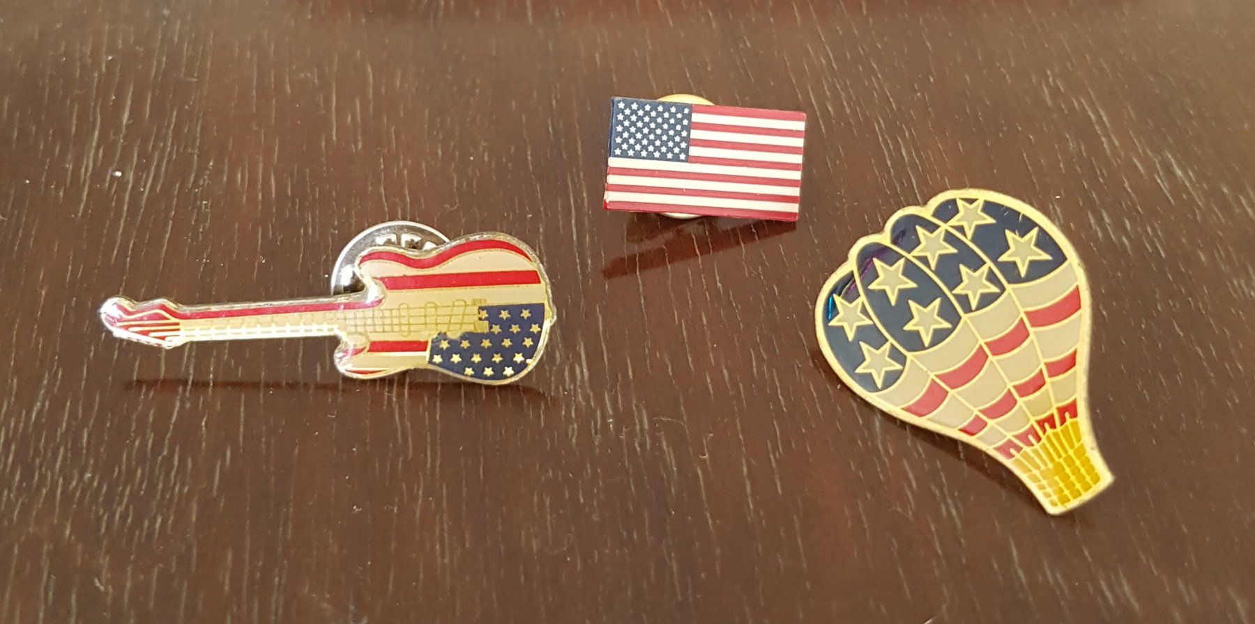 Spille & Fermagli: Pins USA – Usato da Genève venduto da valmath