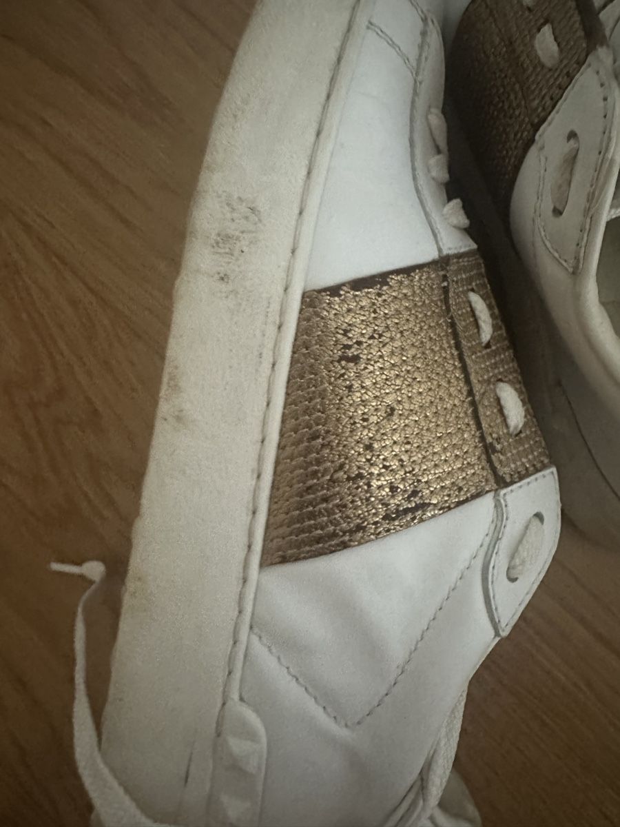Valentino Scarpe da donna: Valentino Garavani Stud Sneaker – Usato da Niederhasli venduto da Luxevault 3
