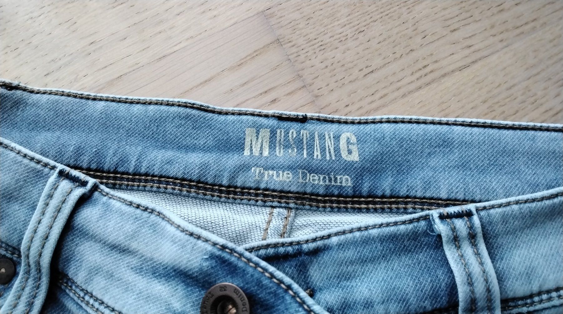 Jeans: MUSTANG  SHORTS GR. 34 – Usato da Steinhausen venduto da pinu09 1