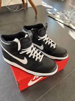 Nike taille 40 Dunk Hi (GS) anthracite noir blanc