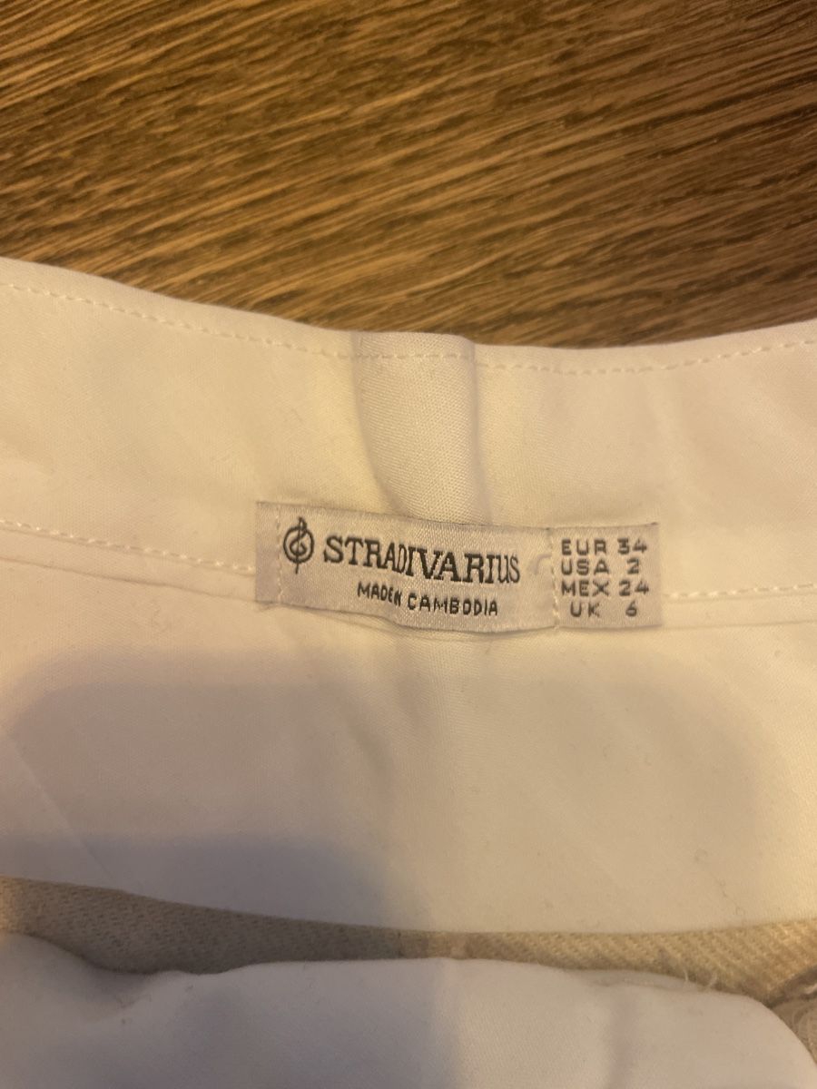 Stradivarius Hosen: Beige edle Shorts von Stradivarius, Gr. 34 – Neu (gemäss Beschreibung) aus Arbon von llaauraa 2