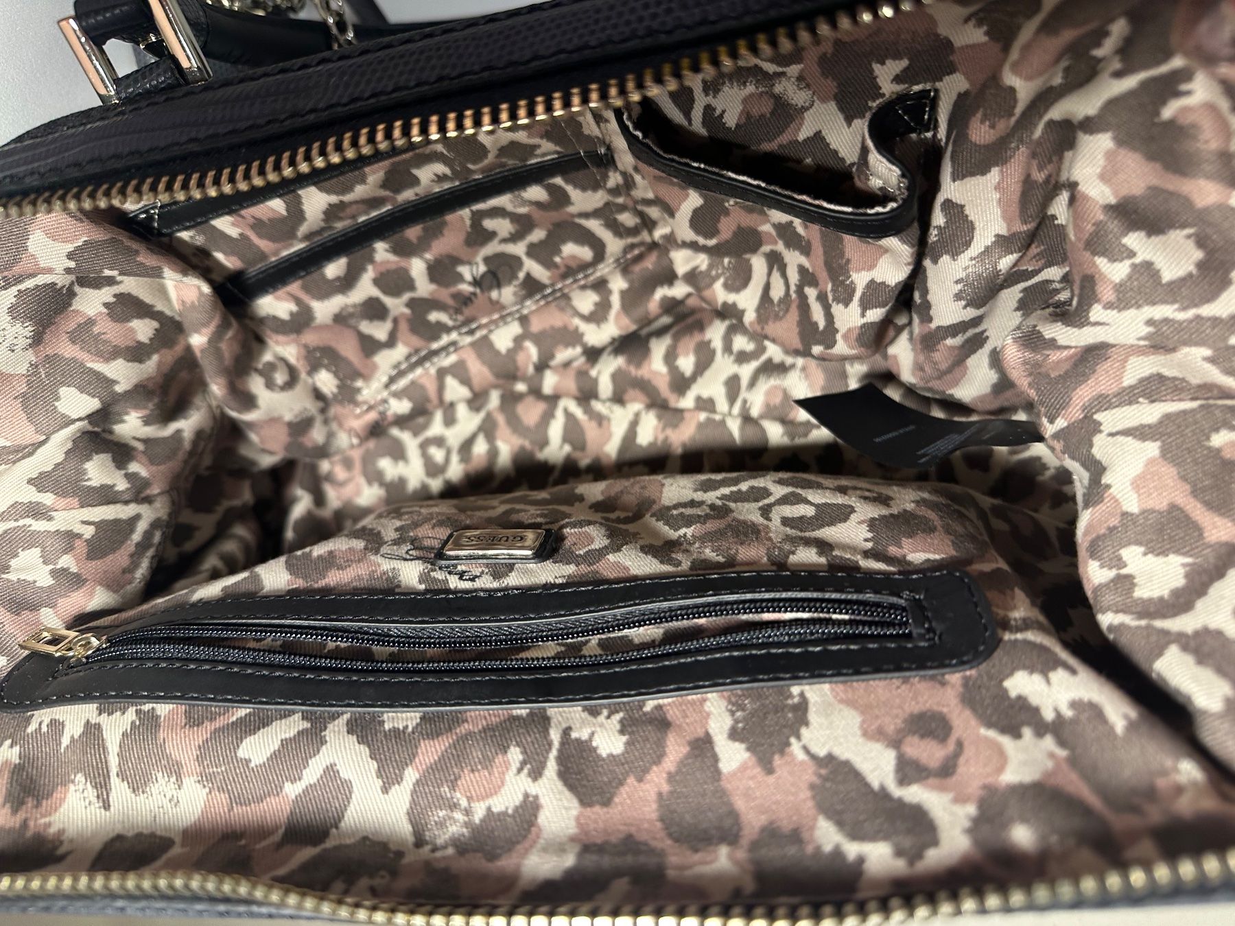 Guess Borse da donna: Guess – Nuovo e nell'imballaggio originale da Onex venduto da eri_jx6q 4