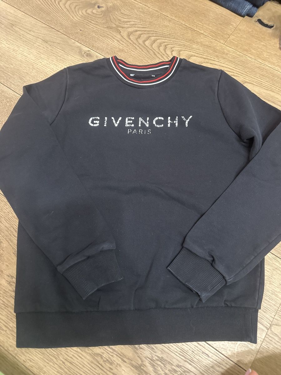 Givenchy Pullover & Sweatshirts: Pull Givenchy bleu marine, parfait pour l'automne! – Gebraucht aus Pully von Natala