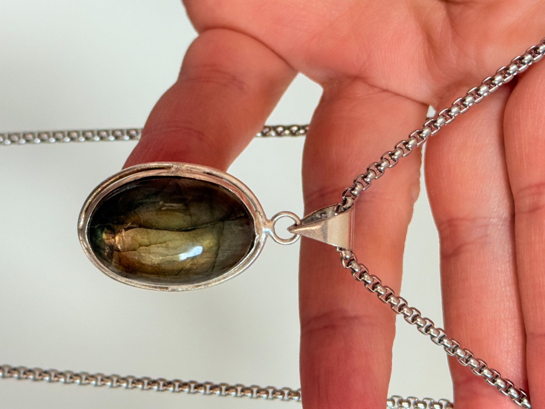 Catenine: Collier avec pendentif en labradorite – Nuovo e nell'imballaggio originale da Genève venduto da AGBERG 7