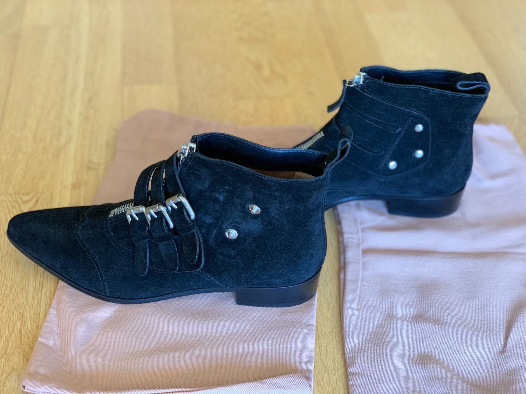 Scarpe da donna: Stiefeletten Tabitha Simmons, Gr. 38.5 – Nuovo e nell'imballaggio originale da Aesch BL venduto da Micimacko-4