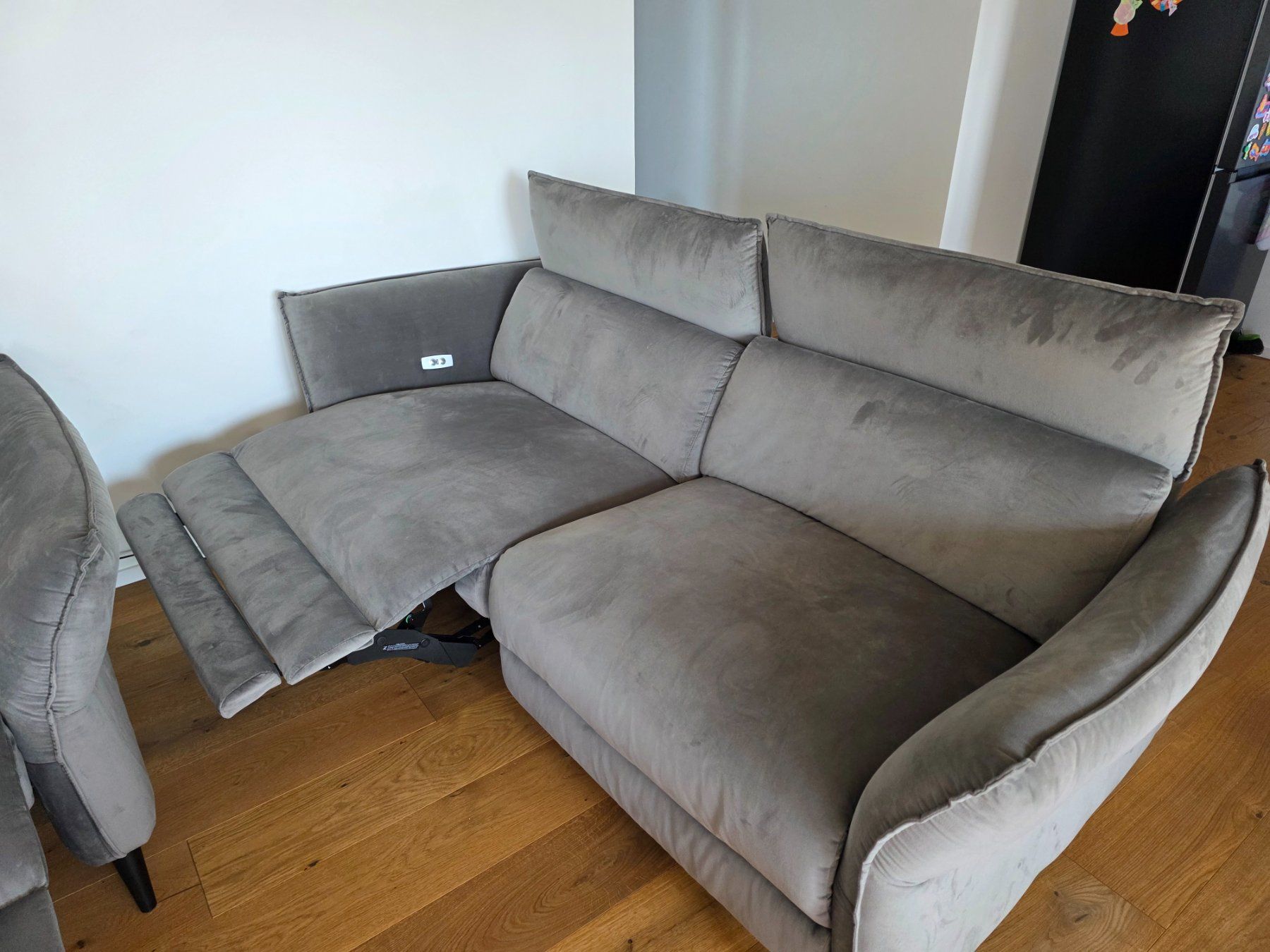 Sofas: 3er-Sofa Loris mit elektrischer Relaxfunktion – D'occasion à Rorschacherberg par beckmarco 1