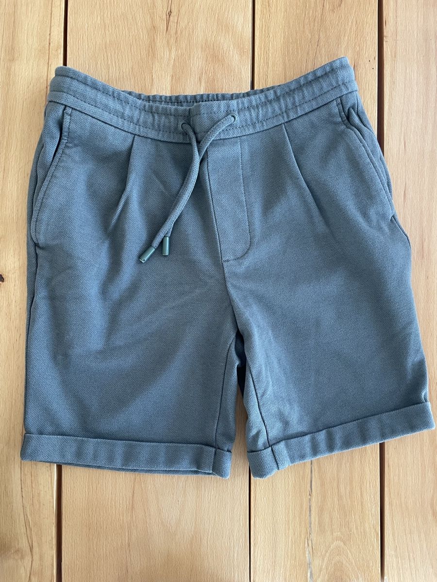 Lotti di vestiti: 4x kurze Hosen – Usato da Oberarth venduto da abi127 3