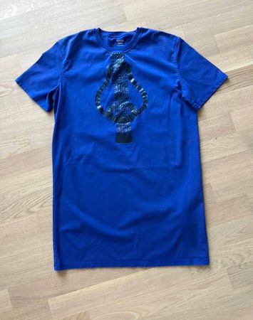 Ein blaues T-Shirt-Kleid von Hermes , in gutem Zustand