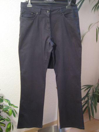 Pantalon stretch taille 40, neuf