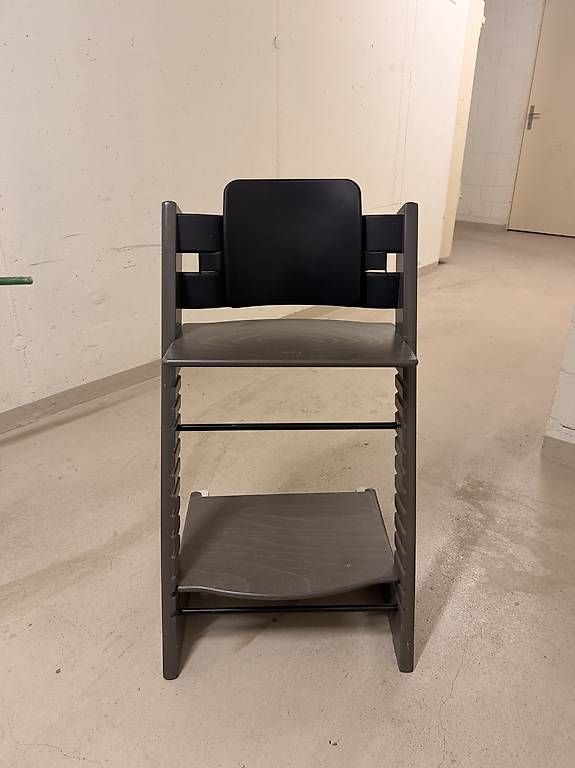 Seggioloni: Stokke Tripp Trapp Hochstuhl  Anthrazit/Grau – Usato da Bad Zurzach venduto da N.Zimmi 1
