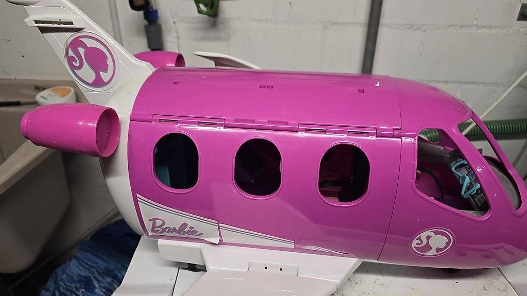 Giocattoli: Barbie Flugzeug – Usato da Winterthur venduto da Pianistin87