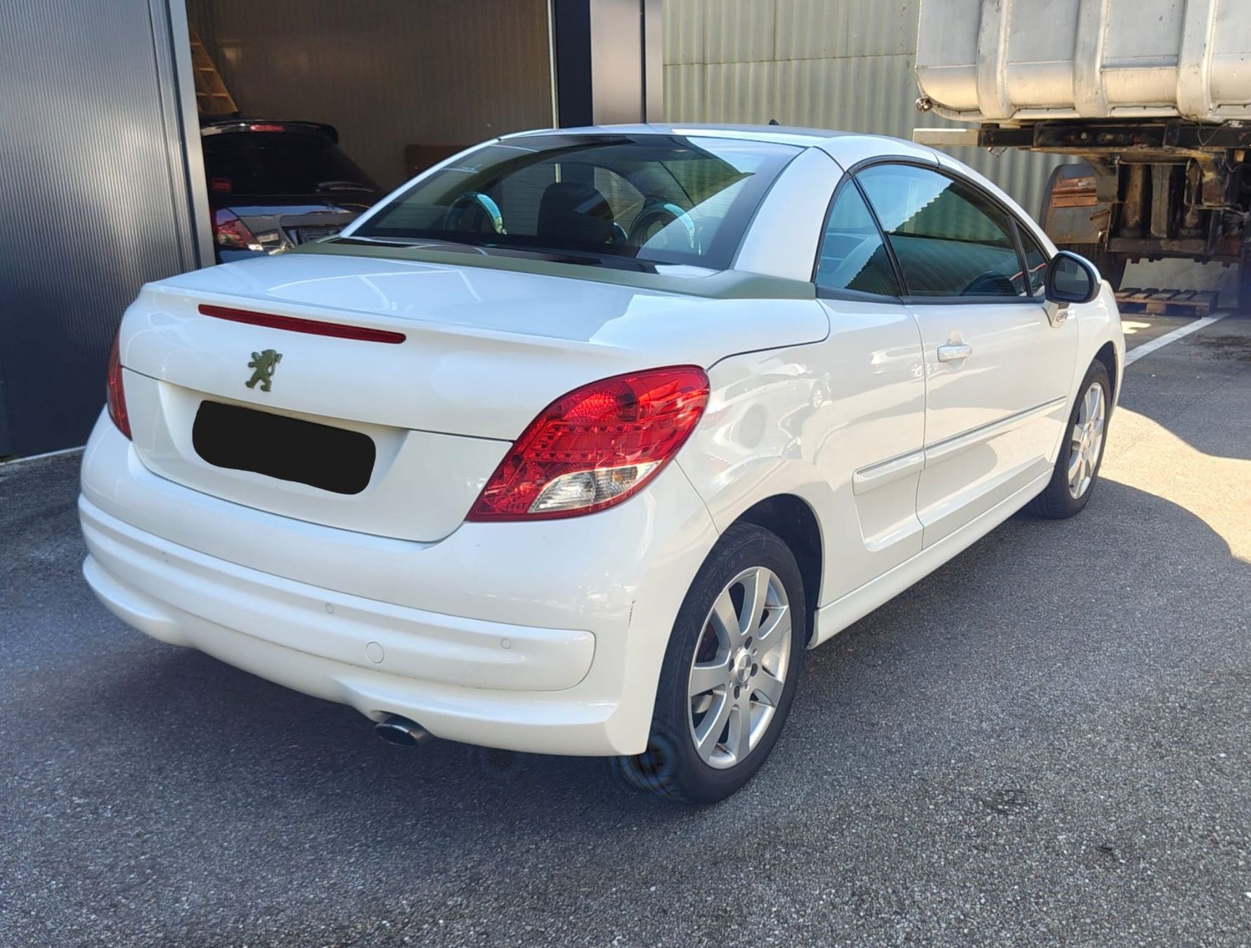 Peugeot Autos: Peugeot 207 CC – D'occasion à Halten par Deadeye01 3