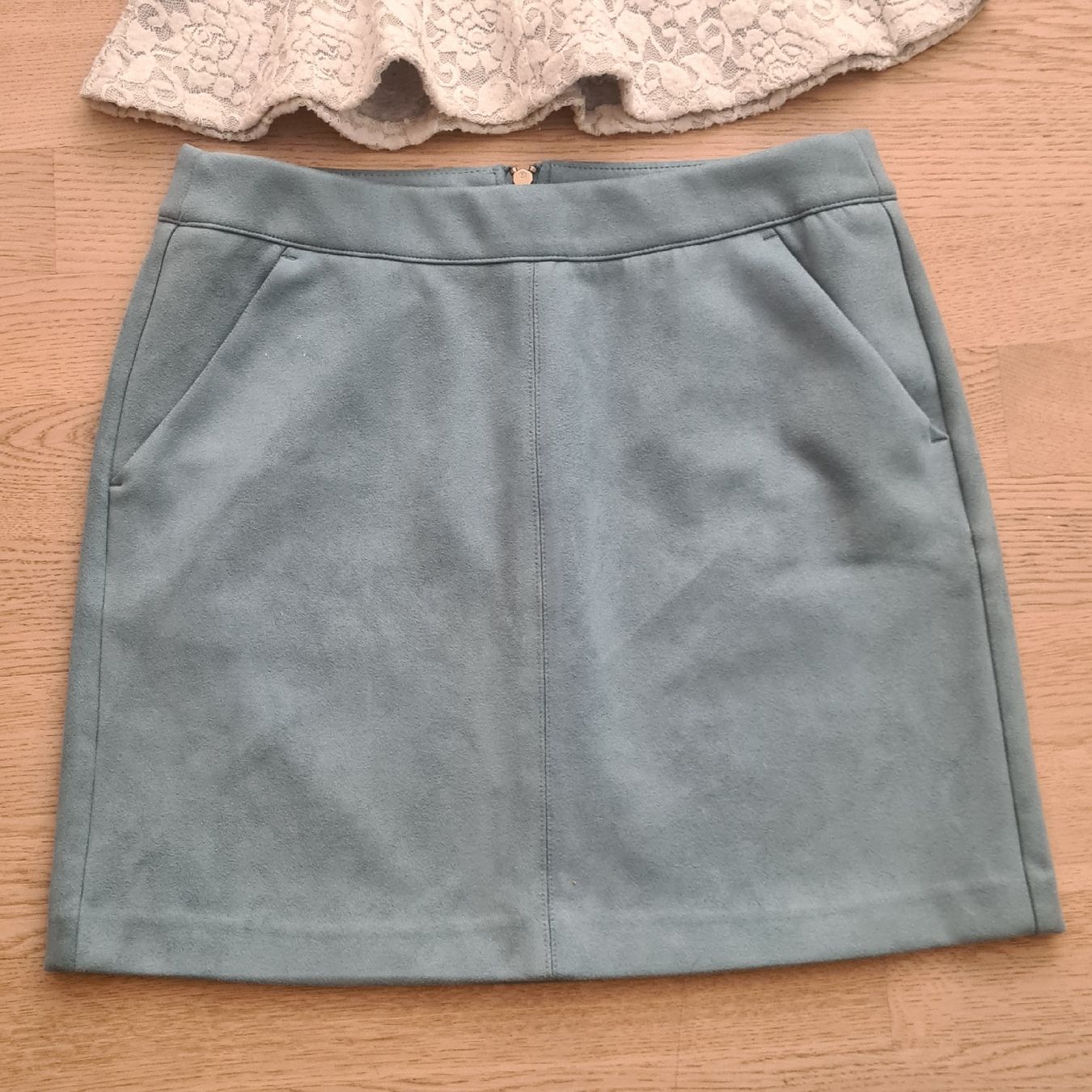 Lots de vêtements: Damen Jupe + Oberteil Gr. S – D'occasion à Steinen par turbogeiss99 2