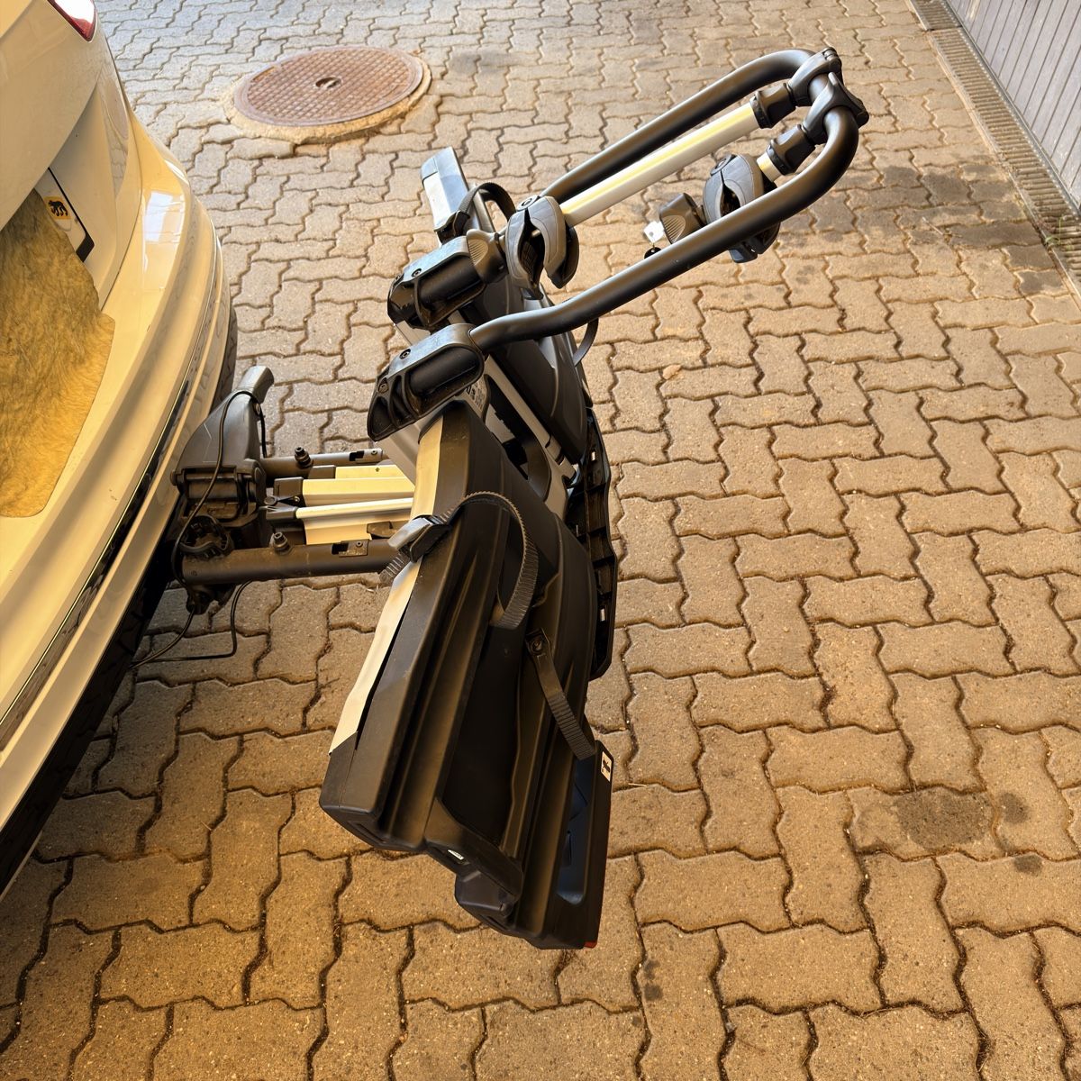 Ganci per rimorchio: Porte vélo Thule EasyFold XT 2  – Usato da Loveresse venduto da HADS12 5