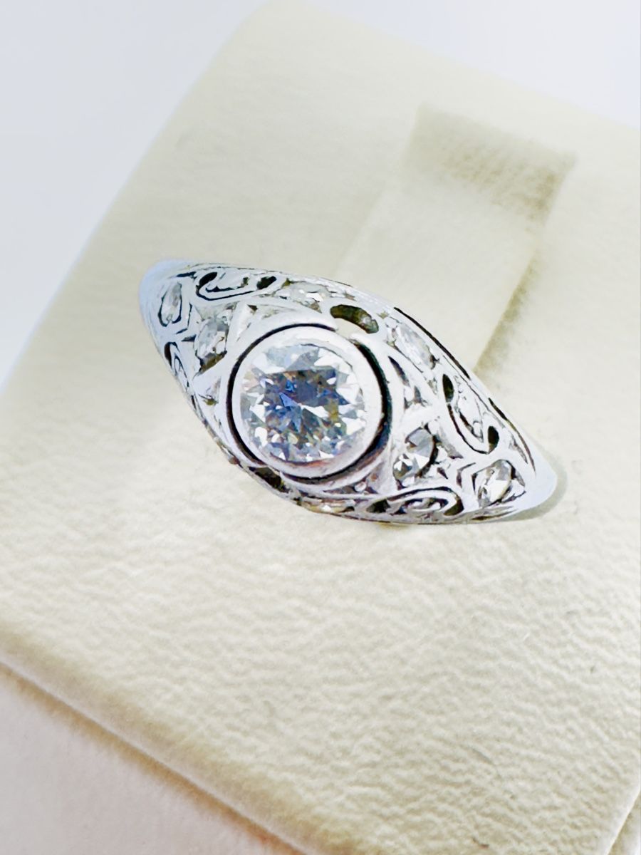 Anelli: 585/14 Karat Gold Ring mit 040Ct Brillanten – Usato da Murg venduto da MTGold