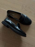 HM leather loafers 36