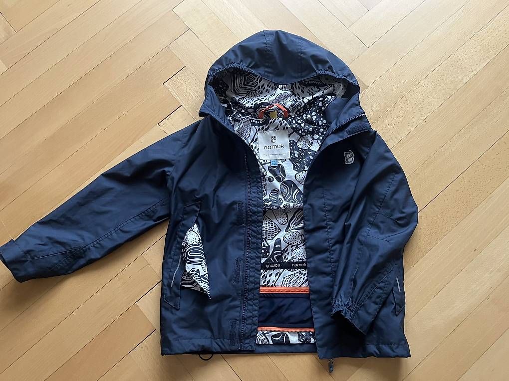 Jacken & Mäntel: Regenjacke Namuk – Gebraucht aus Luzern von StephanieM84