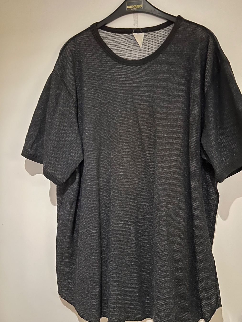 T-shirt: Tshirt anthrazit XL – Usato da Zumikon venduto da Uranus88